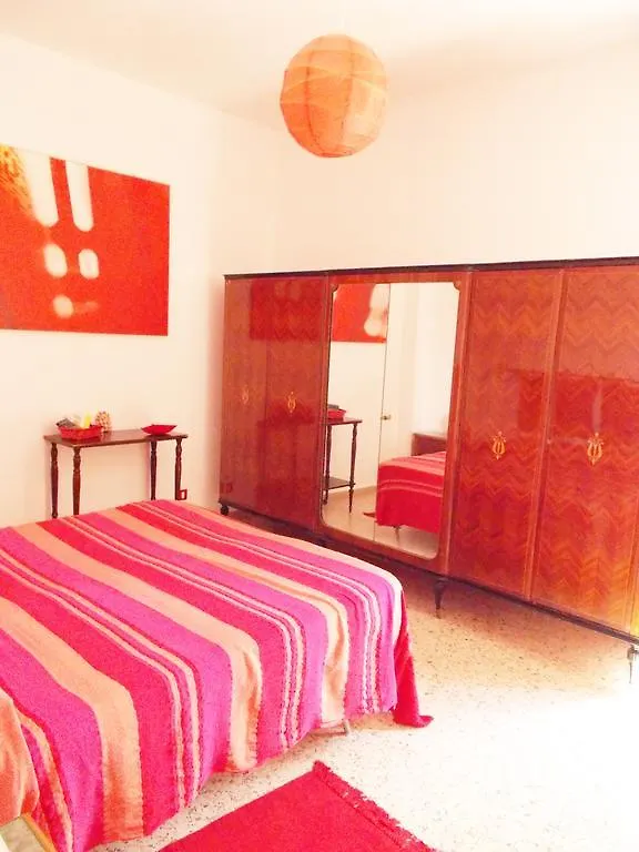 Cala Rossa Vacanze Daire Terrasini 0*,